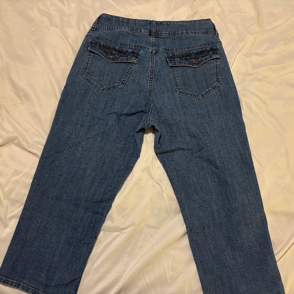 Capris - Picture 2 of 2